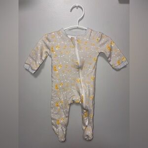 Tendertyme gray zip footie sun moon stars girls 3M